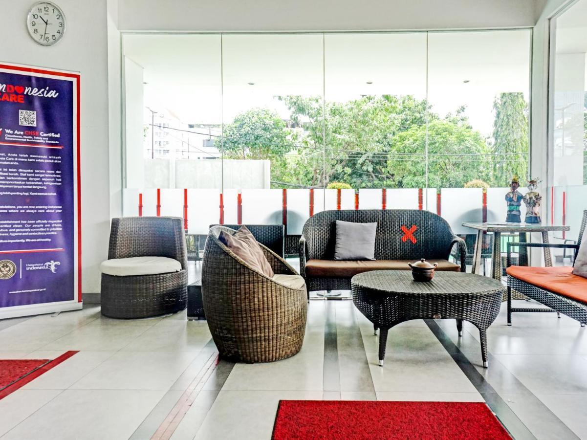 ג'קרטה Townhouse Oak Jp Hotel מראה חיצוני תמונה