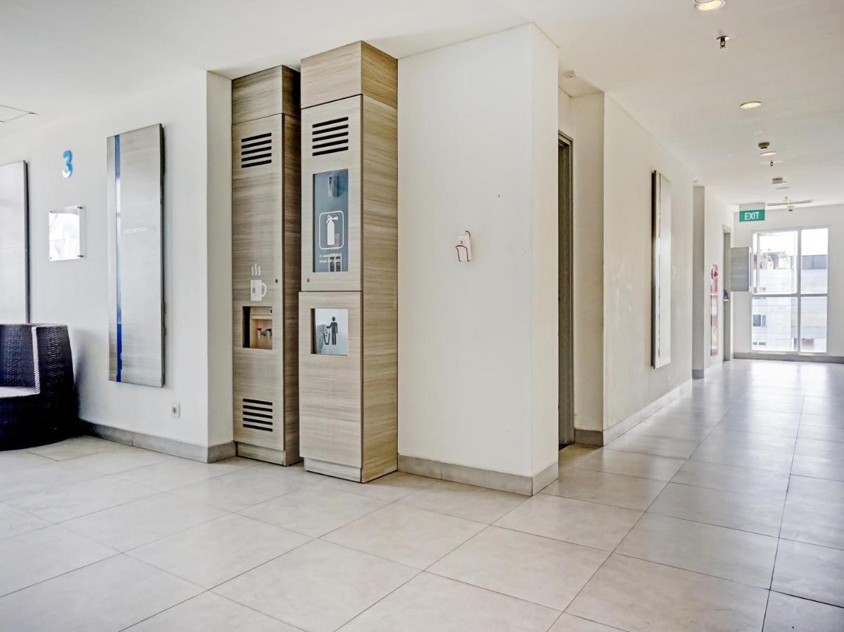 ג'קרטה Townhouse Oak Jp Hotel מראה חיצוני תמונה