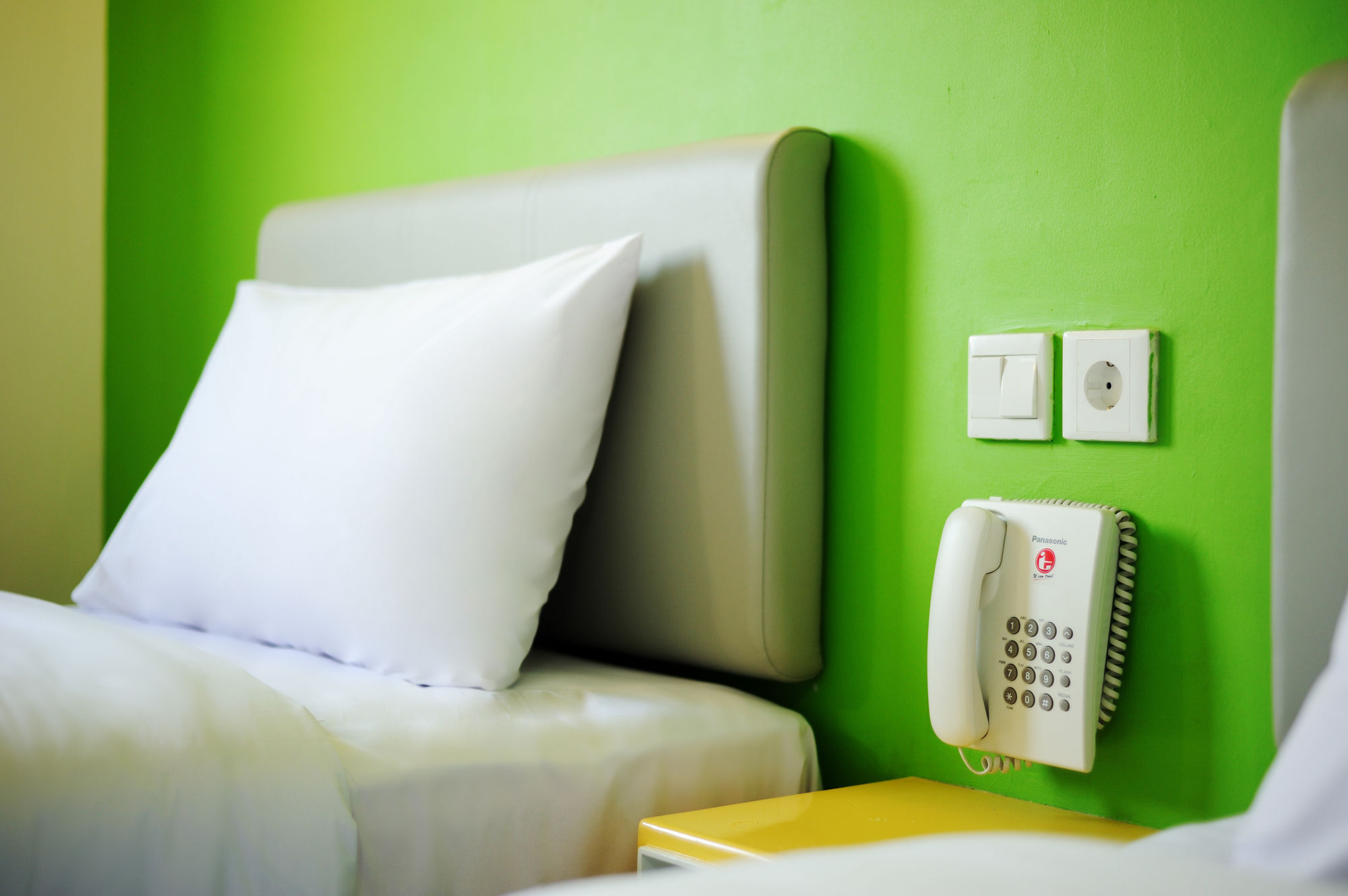 ג'קרטה Townhouse Oak Jp Hotel מראה חיצוני תמונה